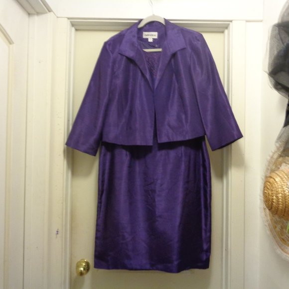 MOTHER OF THE BRIDE PURPLE SATIN SET 16 - Picture 1 of 9